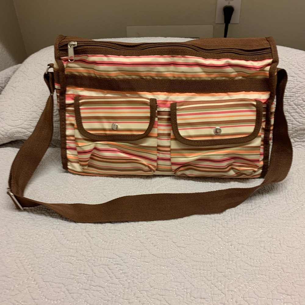 Multi-colored Crossbody Purse w/ adjustable straps